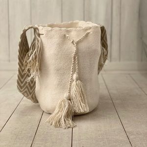 Large Wayuu Mochila Bag - Offwhite & Beige Crossbody